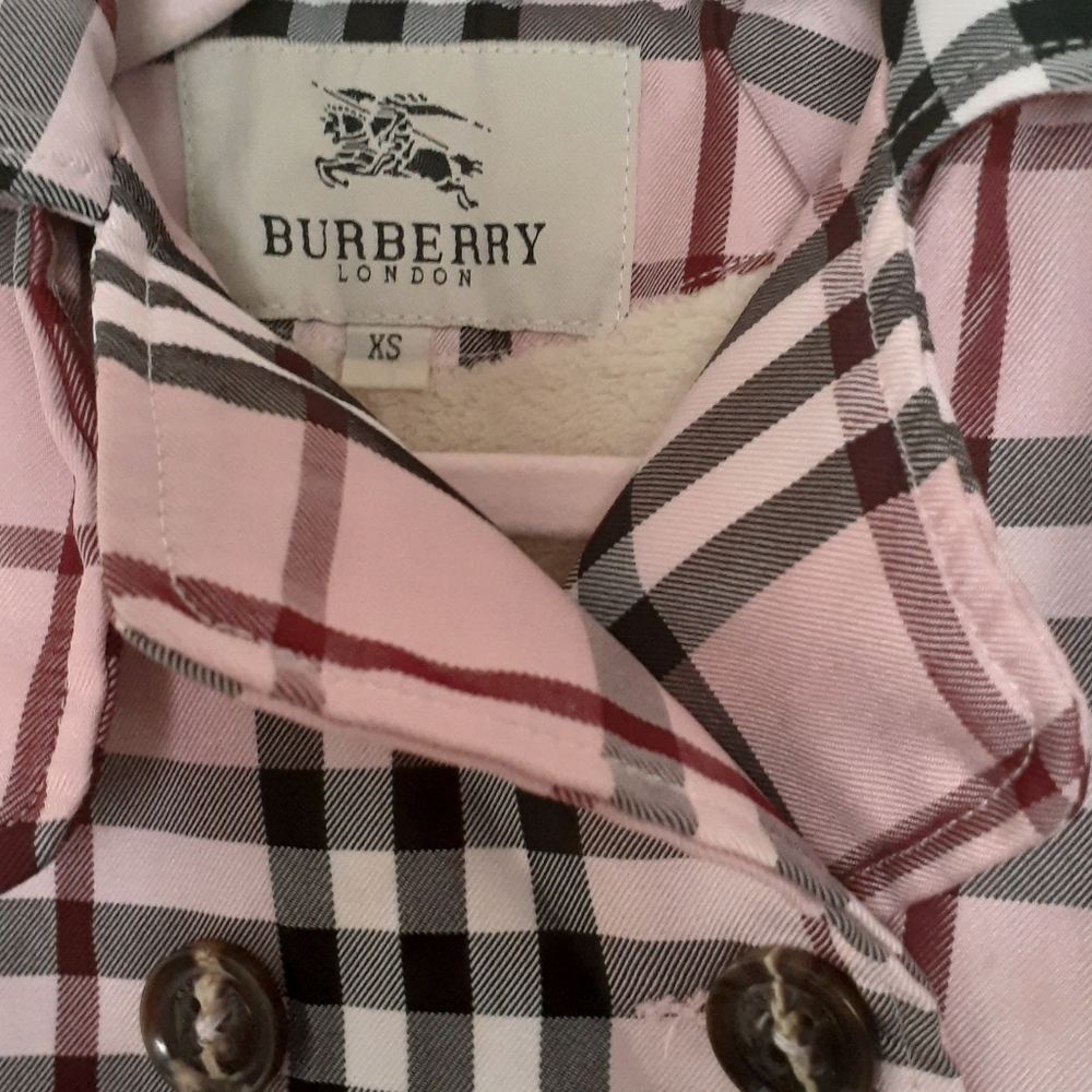 Burberry coat - Picture 3 of 12